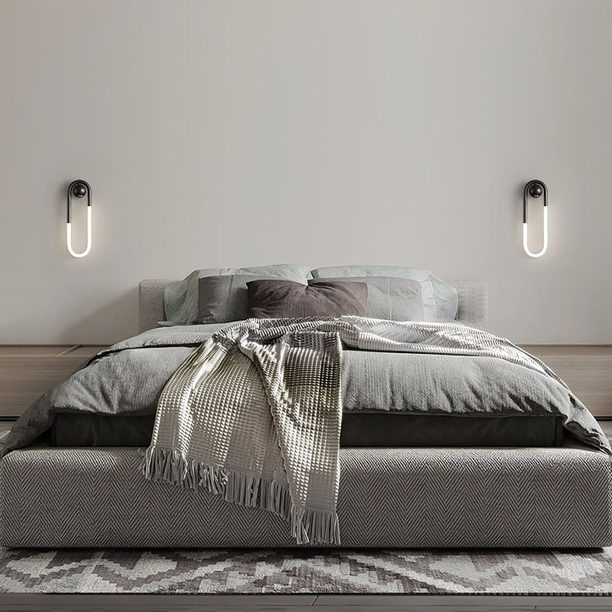 Minimalist Iron Wall Light 1-Light