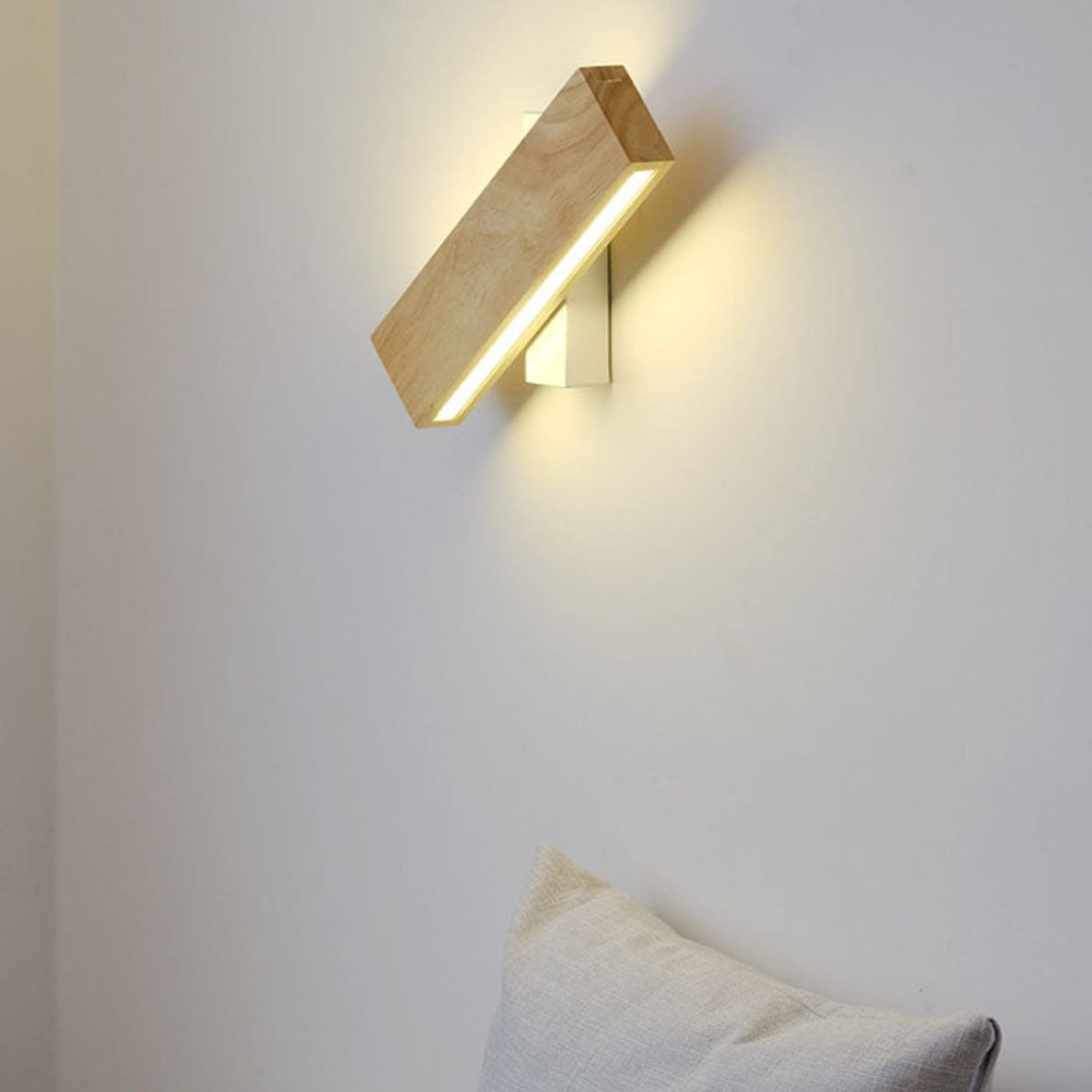Modern Wood 22cm Wall Light 1-Light