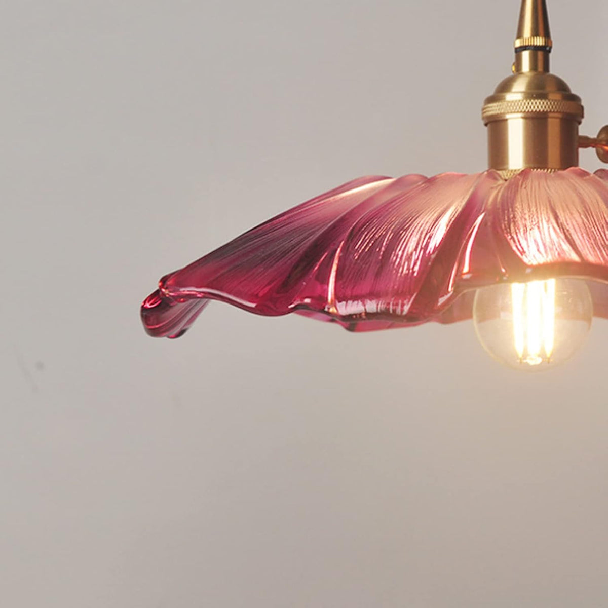 Retro Glass Fluted Shade Pendant Light 1-Light