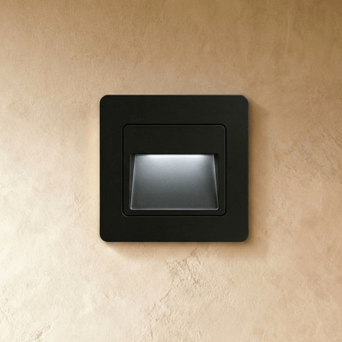 Minimalist Pc Matte Wall Light 1-Light