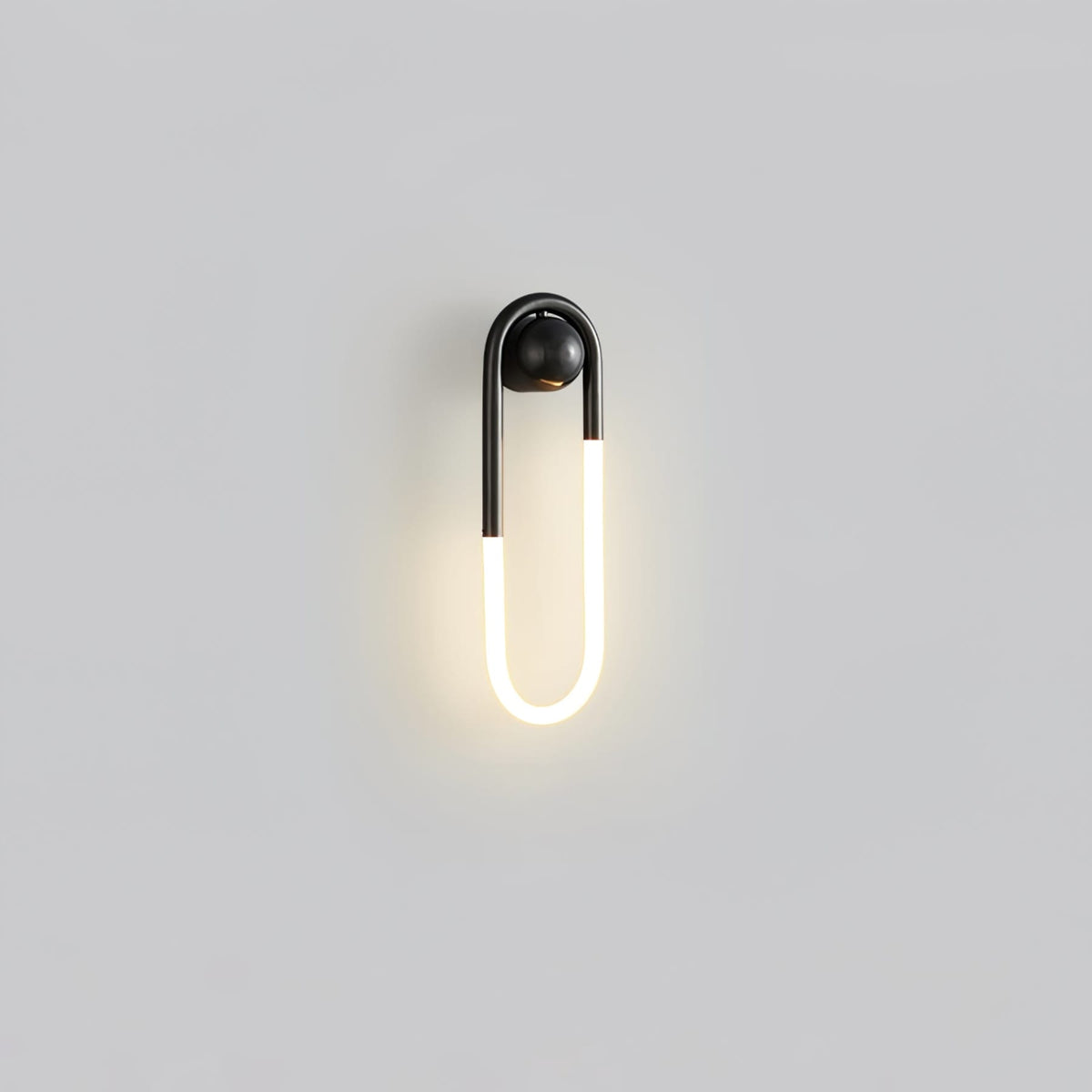 Minimalist Iron Wall Light 1-Light