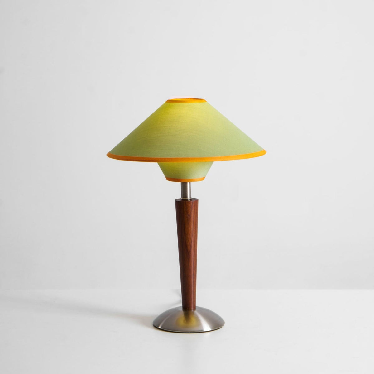Modern Iron Shade Table Lamp 1-Light