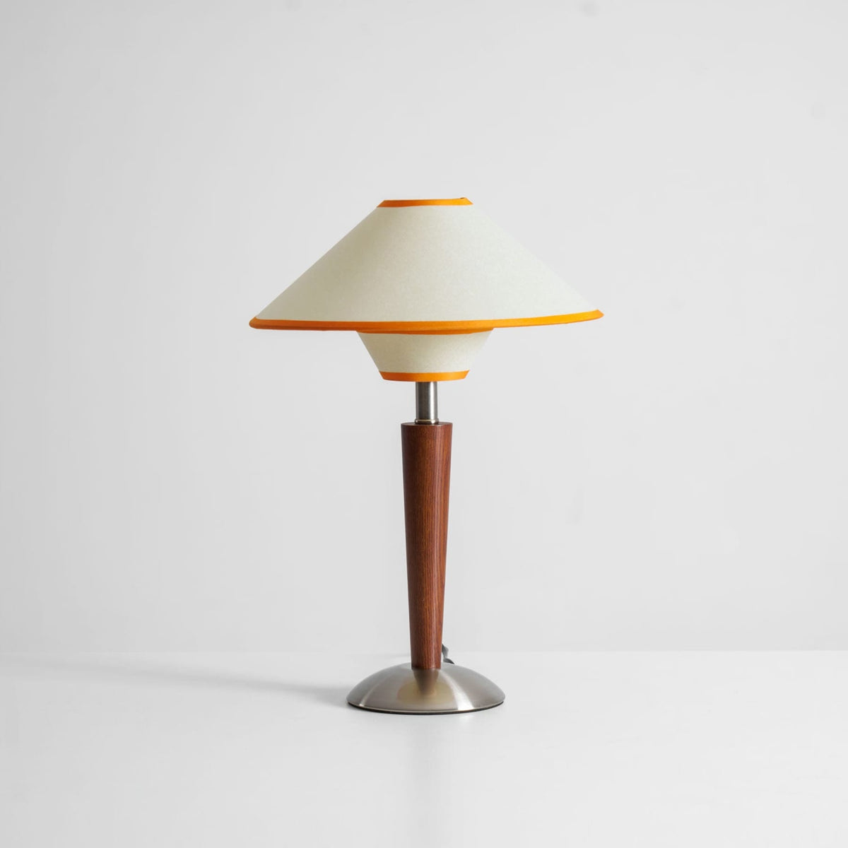 Modern Iron Shade Table Lamp 1-Light