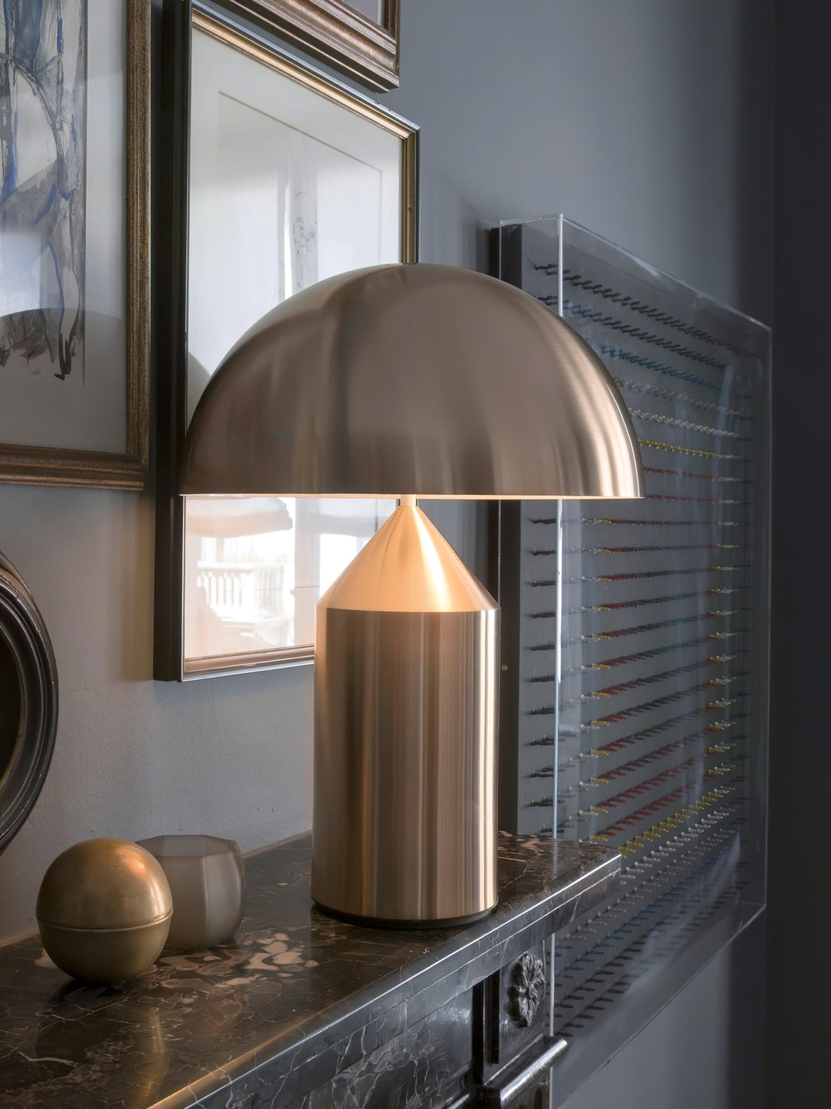 Contemporary Metal Sculptural Base Table Lamp 1-Light