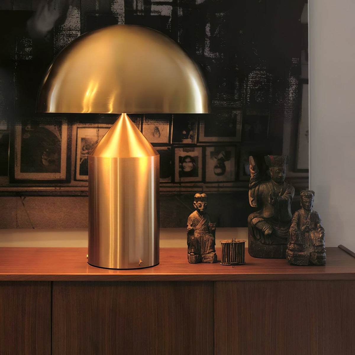 Contemporary Metal Sculptural Base Table Lamp 1-Light