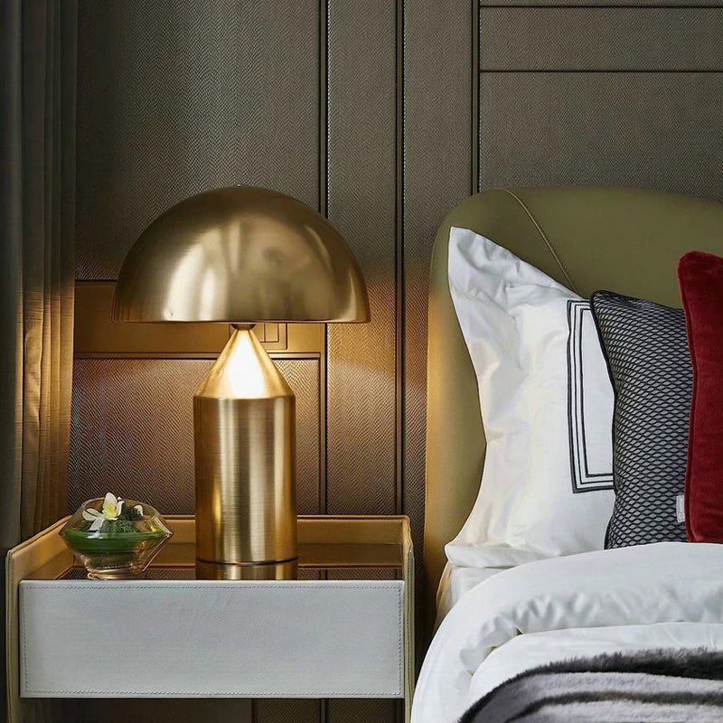 Contemporary Metal Sculptural Base Table Lamp 1-Light
