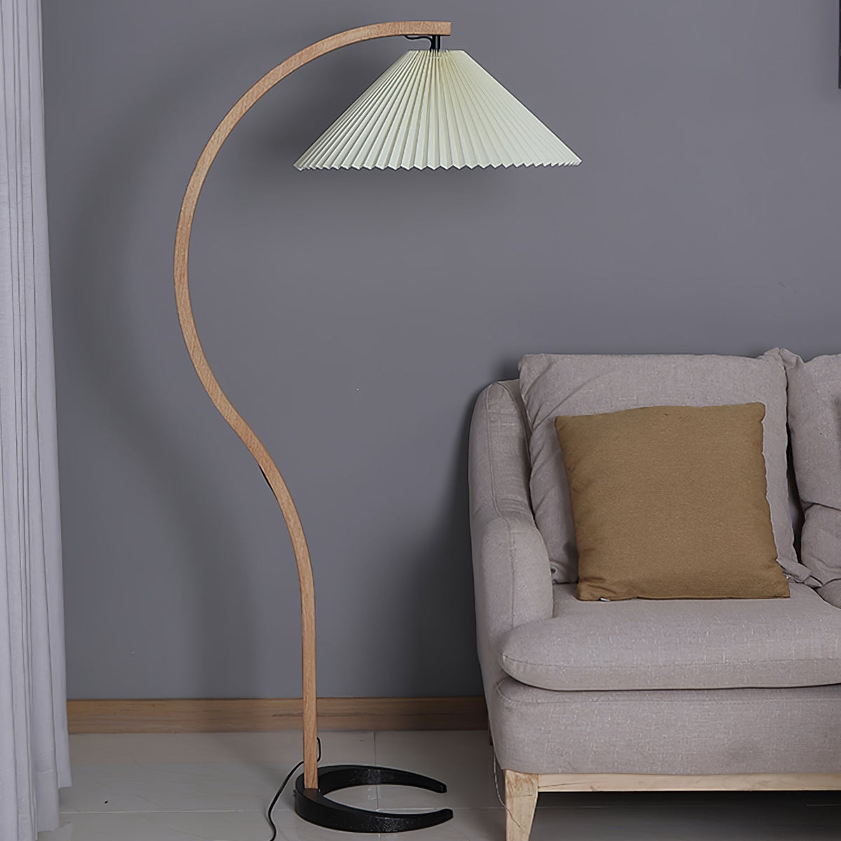 Contemporary Fabric Pleated Shade Floor Lamp 1-Light