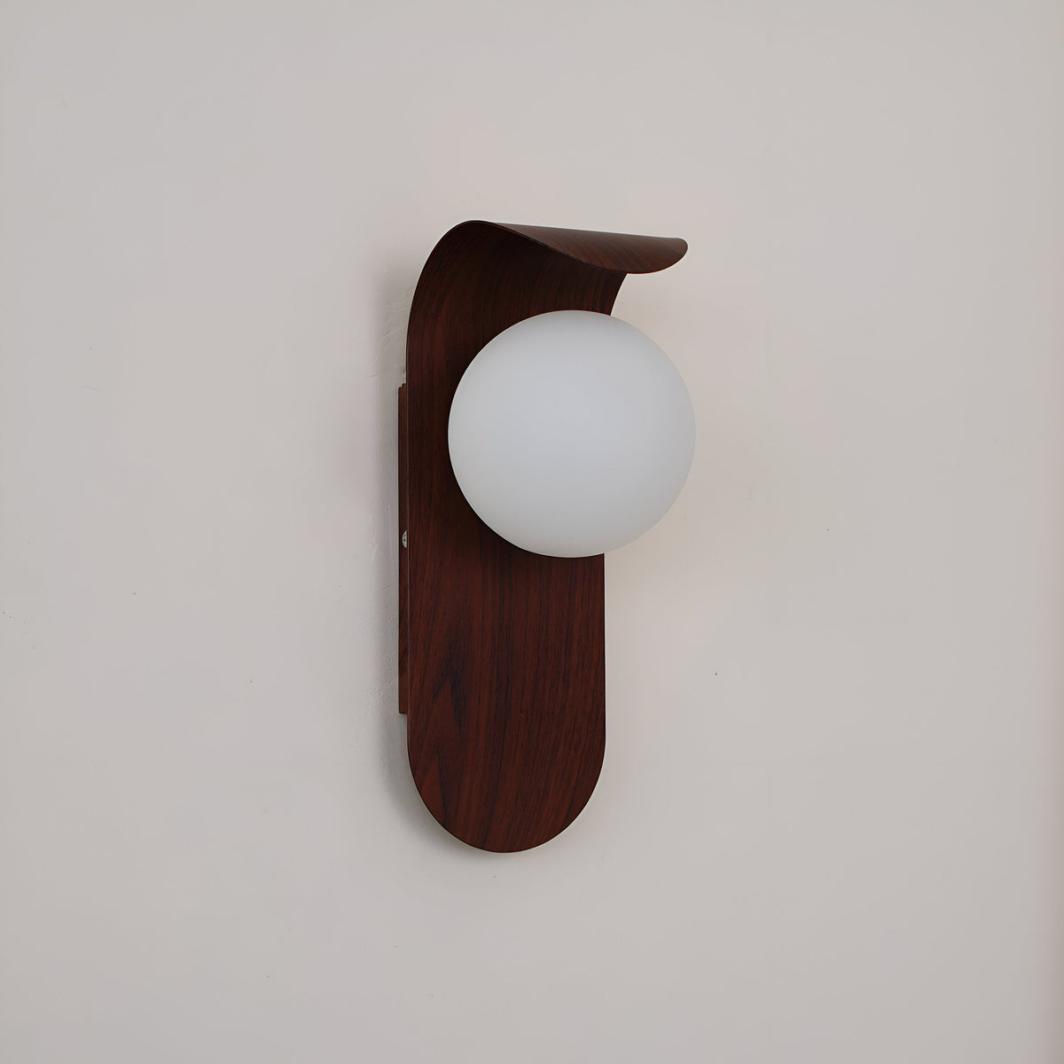 Scandinavian Wood Globe Wall Sconce LED 1-Light
