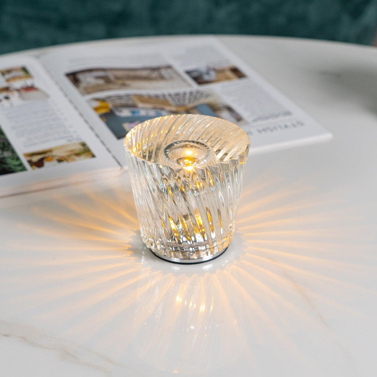 Contemporary Crystal Faceted Prism Table Lamp 1-Light