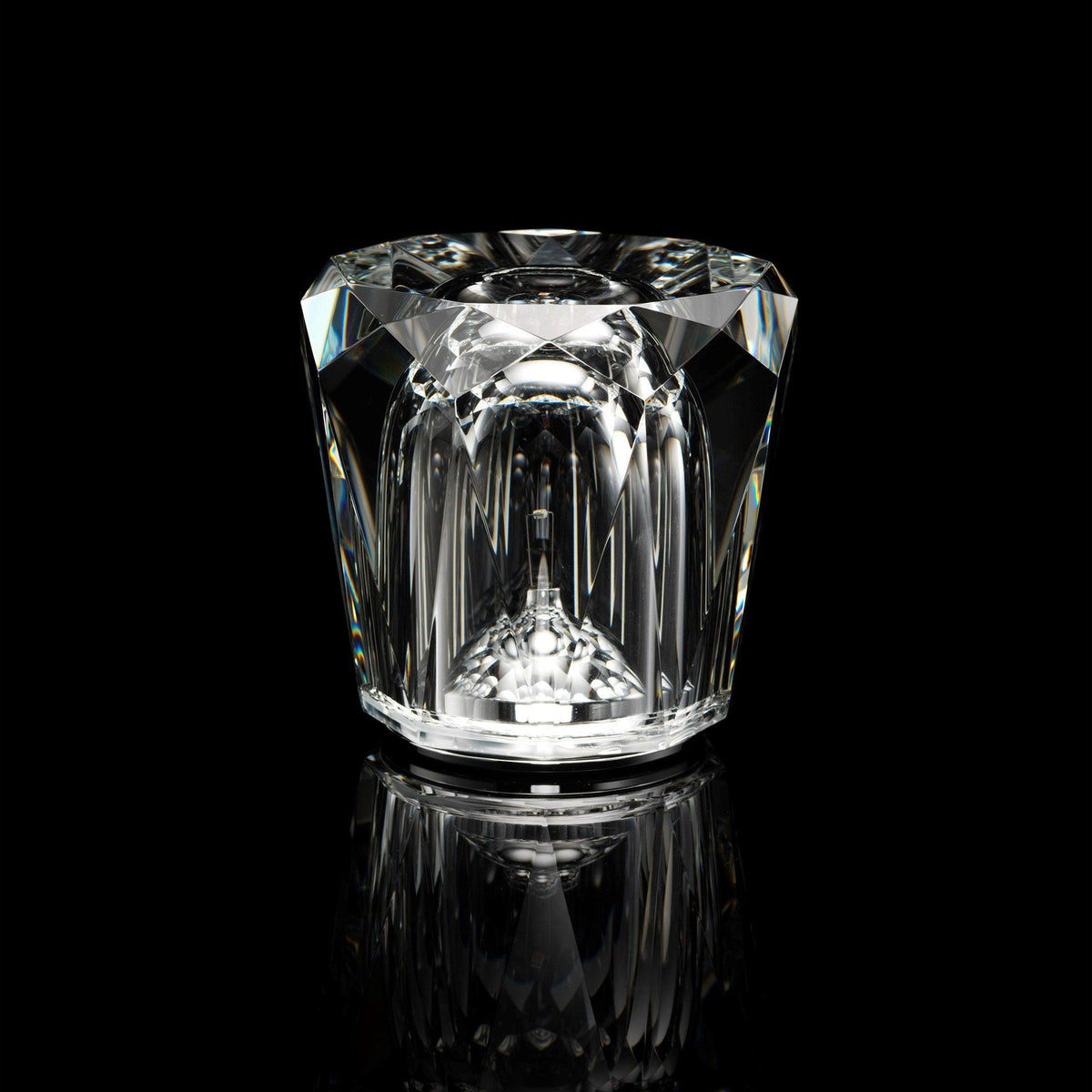 Contemporary Crystal Faceted Prism Table Lamp 1-Light