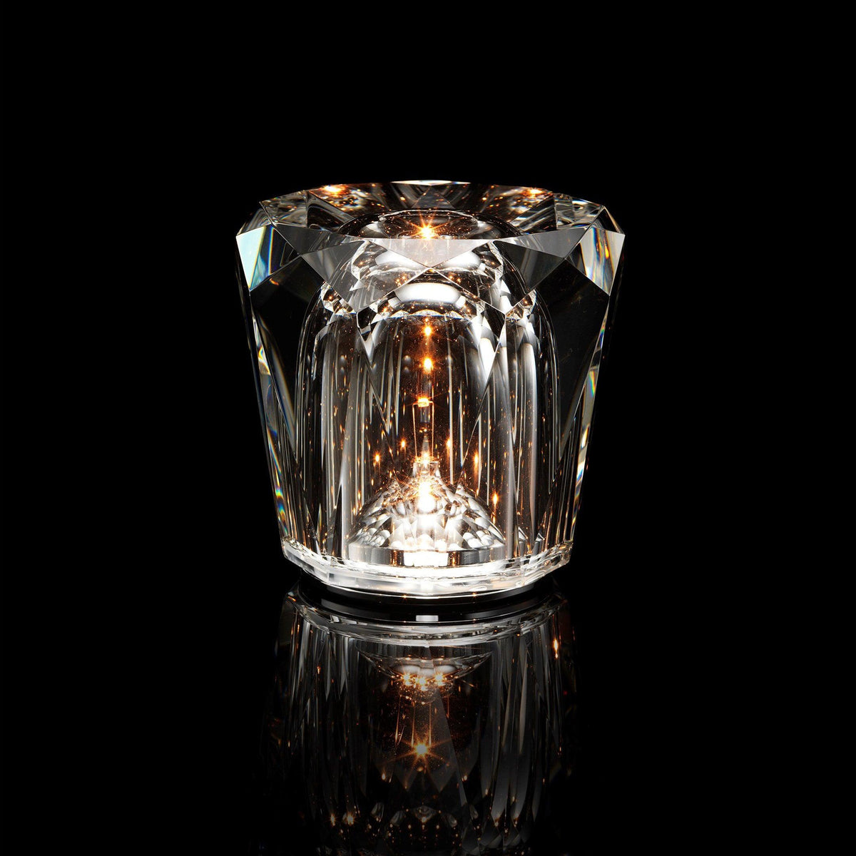 Contemporary Crystal Faceted Prism Table Lamp 1-Light