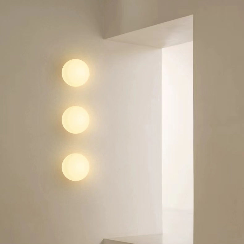 Modern Minimal Glass Globe Wall Sconce Lamp 1-Light