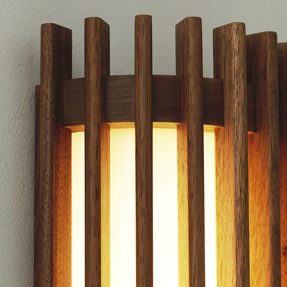 Contemporary Acrylic Vertical Linear Wall Light 1-Light