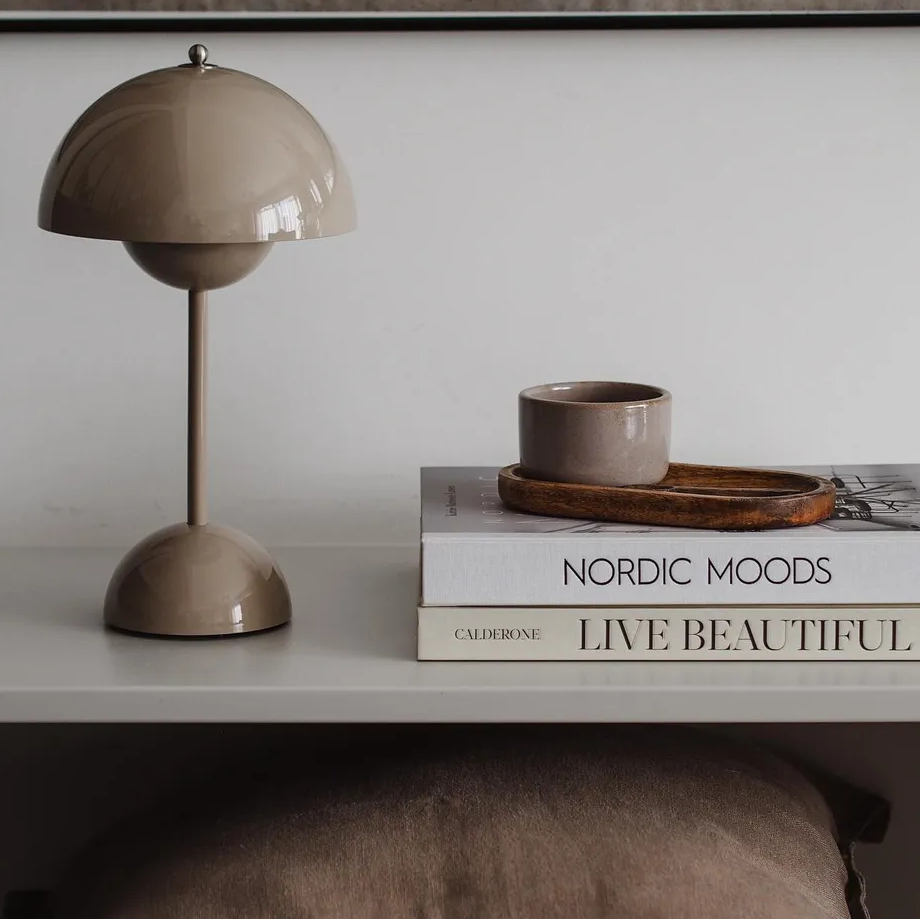 Contemporary Dome Wireless LED Table Lamp 1-Light
