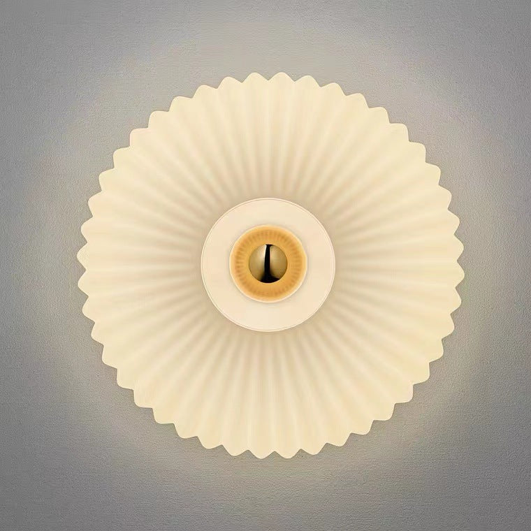 Scandinavian Vintage Ribbed Glass Round LED Wall Sconce | 1-Light