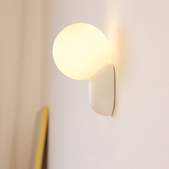 Contemporary Glass Globe Wall Light | 1-Light