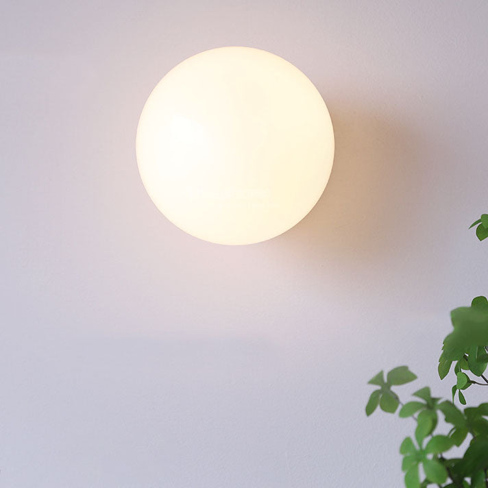 Modern Minimal Glass Globe Wall Light | 1-Light
