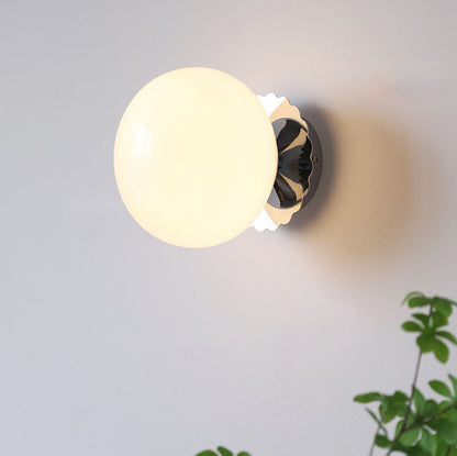 Modern Minimal Glass Globe Wall Light | 1-Light