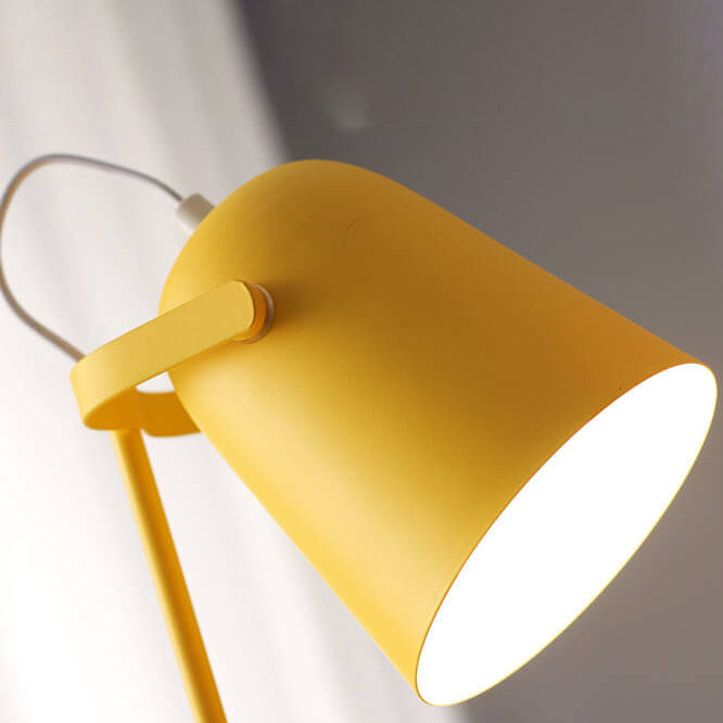 Scandinavian Metal Cone Table Lamp LED 1-light