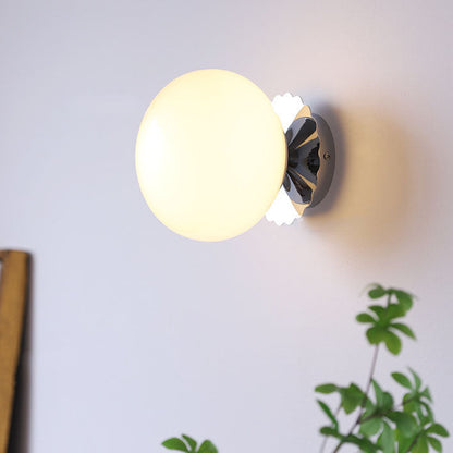 Modern Minimal Glass Globe Wall Light | 1-Light