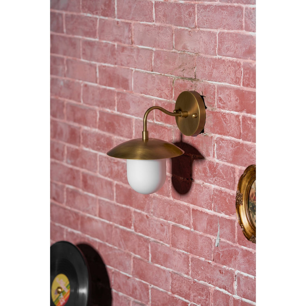 Modern Iron Brass Wall Light 1-Light