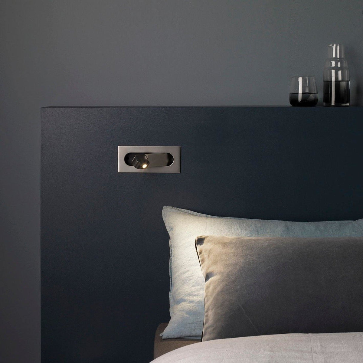 Modern Aluminium Wall Light 1-Light