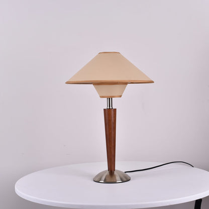 Modern Iron Shade Table Lamp 1-Light