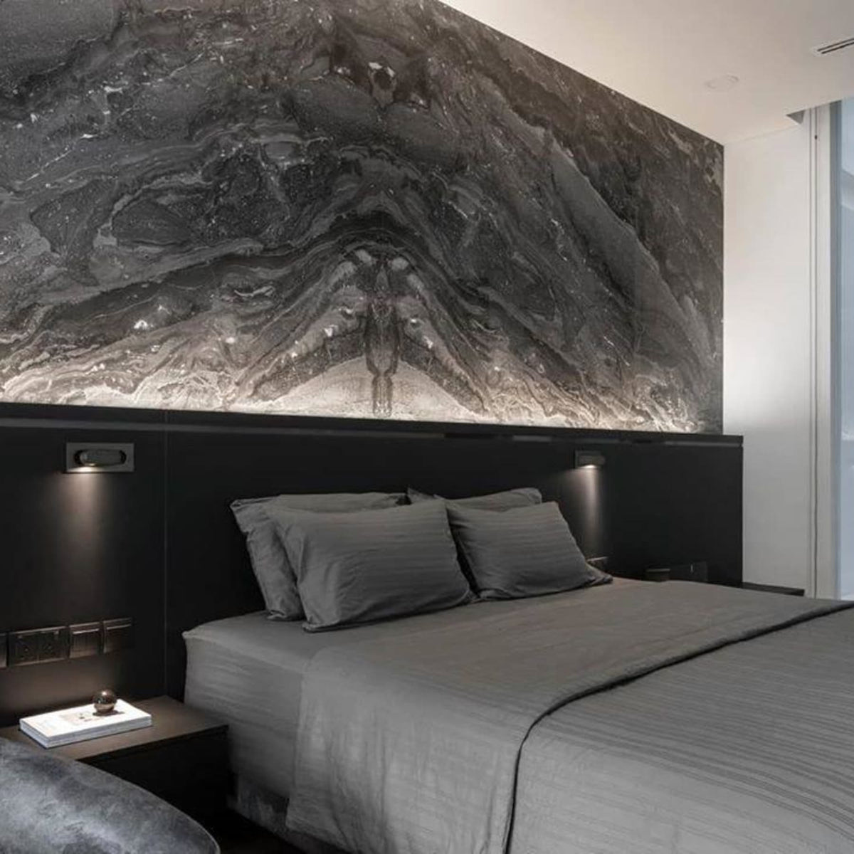 Modern Aluminium Wall Light 1-Light