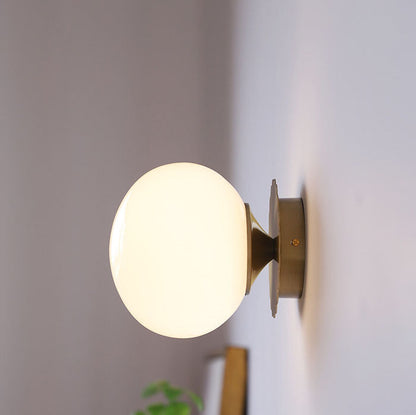 Modern Minimal Glass Globe Wall Light | 1-Light