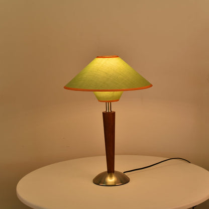 Modern Iron Shade Table Lamp 1-Light