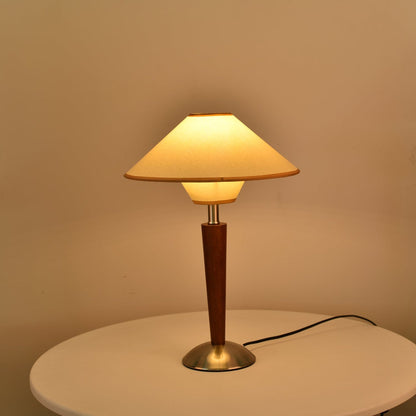 Modern Iron Shade Table Lamp 1-Light