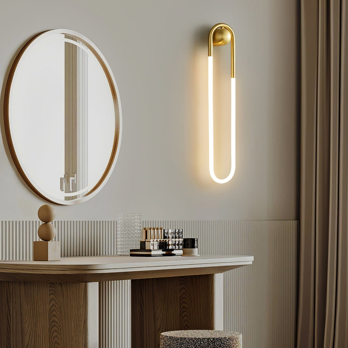 Minimalist Iron Wall Light 1-Light