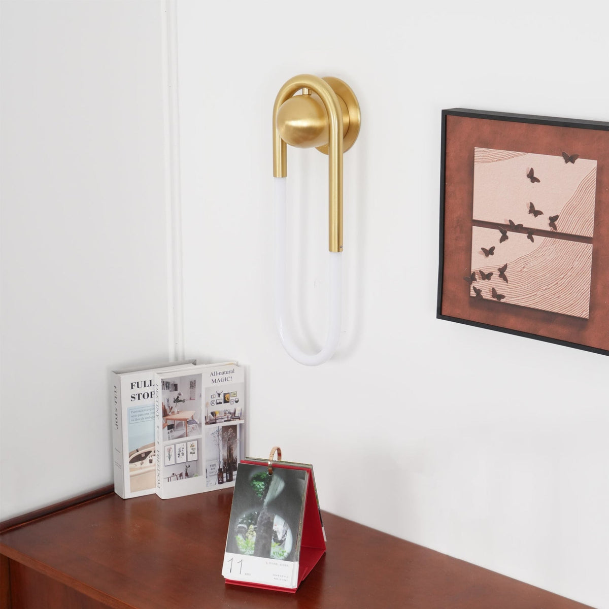 Minimalist Iron Wall Light 1-Light