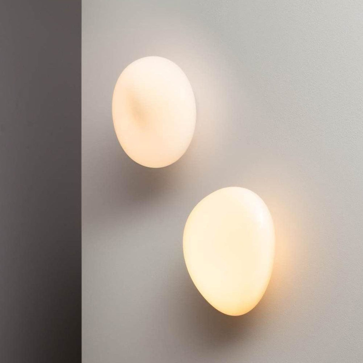 Modern Iron Shades Wall Light 1-Light