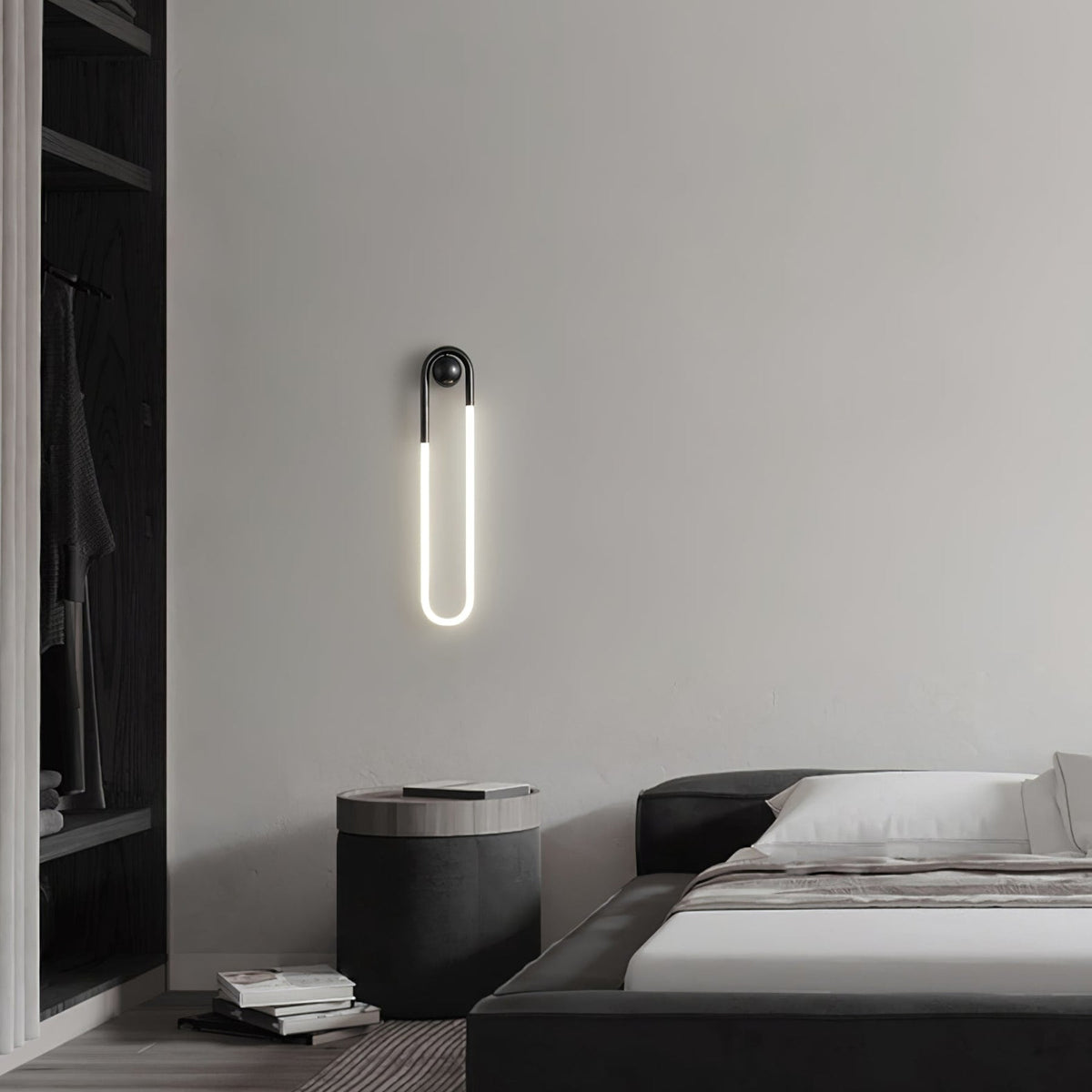 Minimalist Iron Wall Light 1-Light