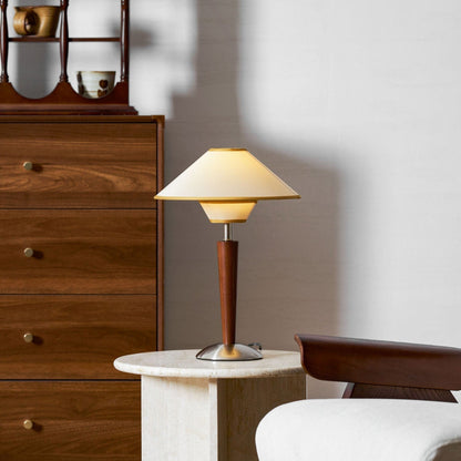 Modern Iron Shade Table Lamp 1-Light