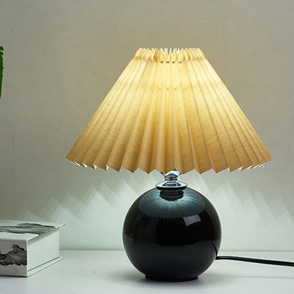 Nordic Ceramic Pleated Table Light | 1-Light