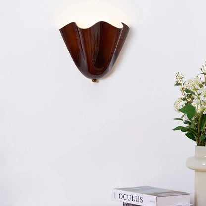 Vintage Stained Glass Skirt Shell Wall Sconce LED 1-light