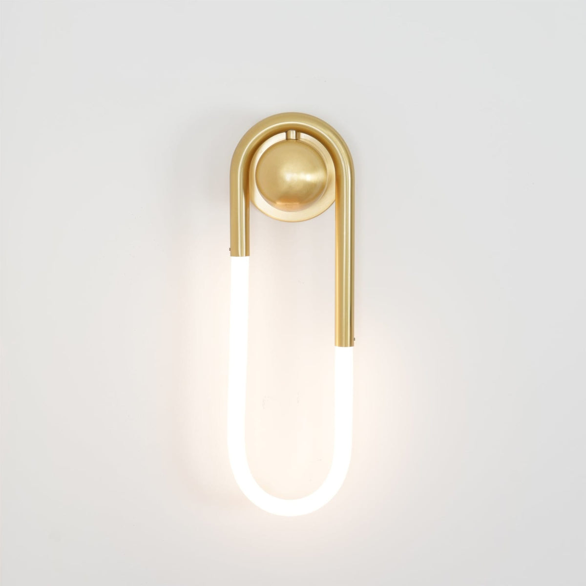 Minimalist Iron Wall Light 1-Light