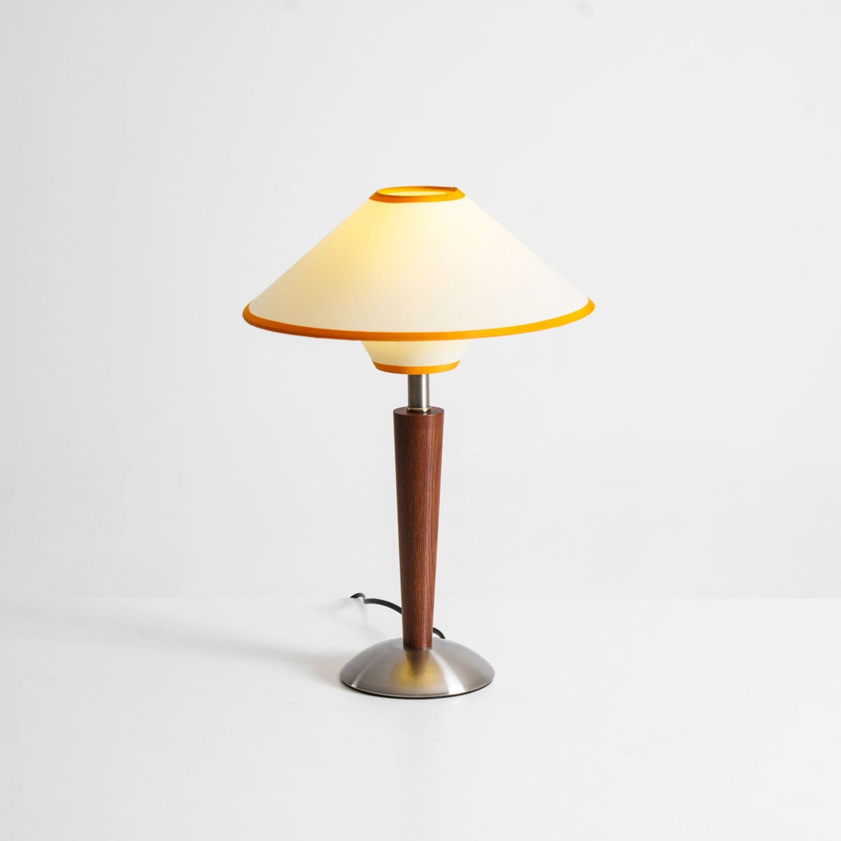 Modern Iron Shade Table Lamp 1-Light