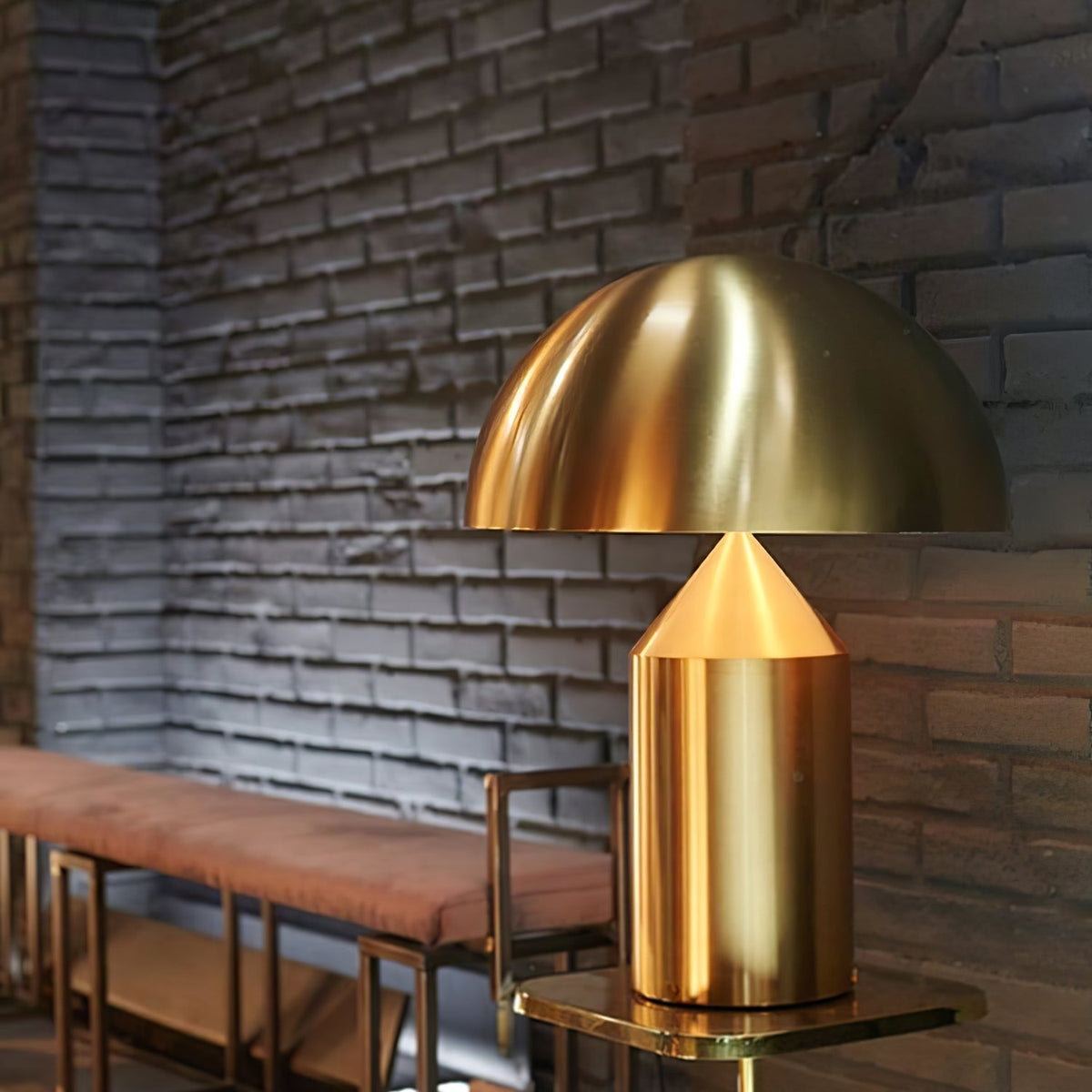 Contemporary Metal Sculptural Base Table Lamp 1-Light