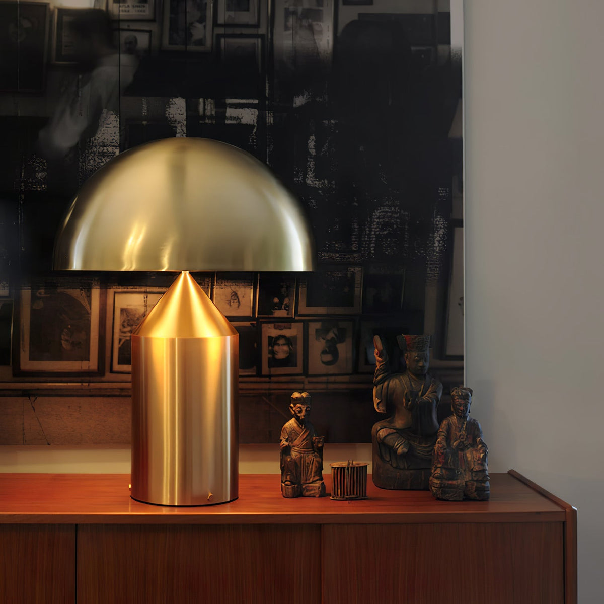 Contemporary Metal Sculptural Base Table Lamp 1-Light