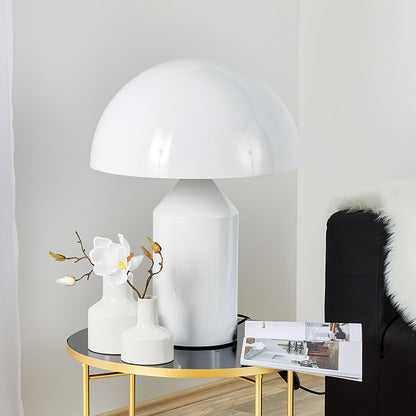 Contemporary Metal Sculptural Base Table Lamp 1-Light