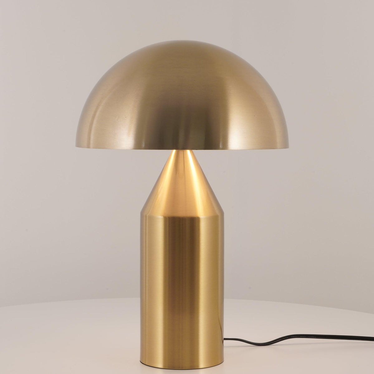 Contemporary Metal Sculptural Base Table Lamp 1-Light