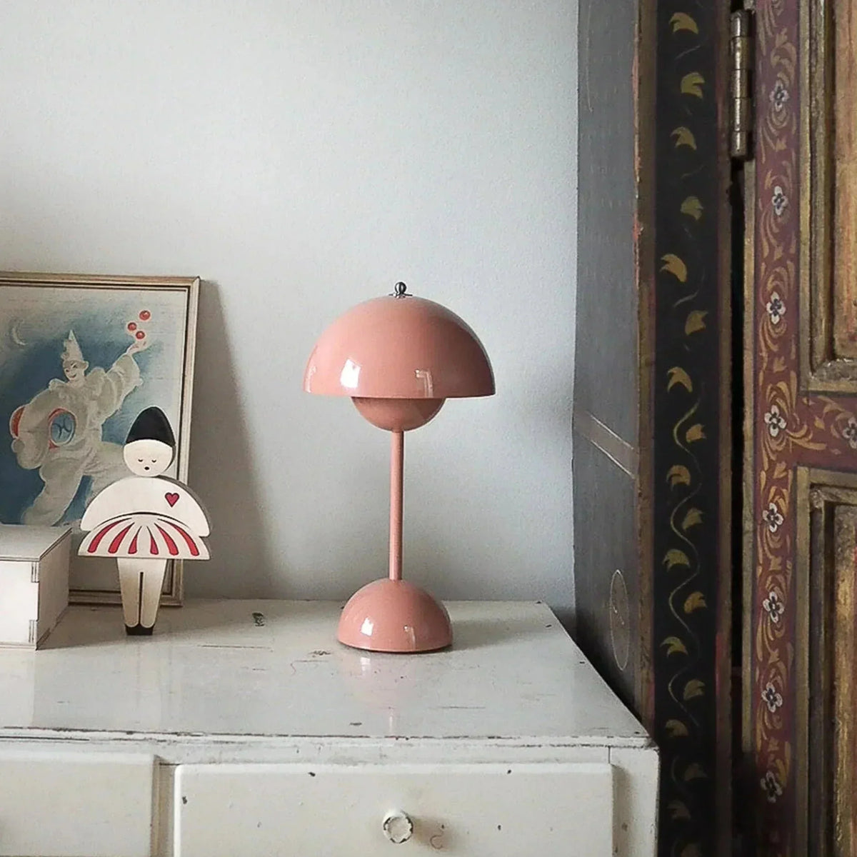 Contemporary Dome Wireless LED Table Lamp 1-Light