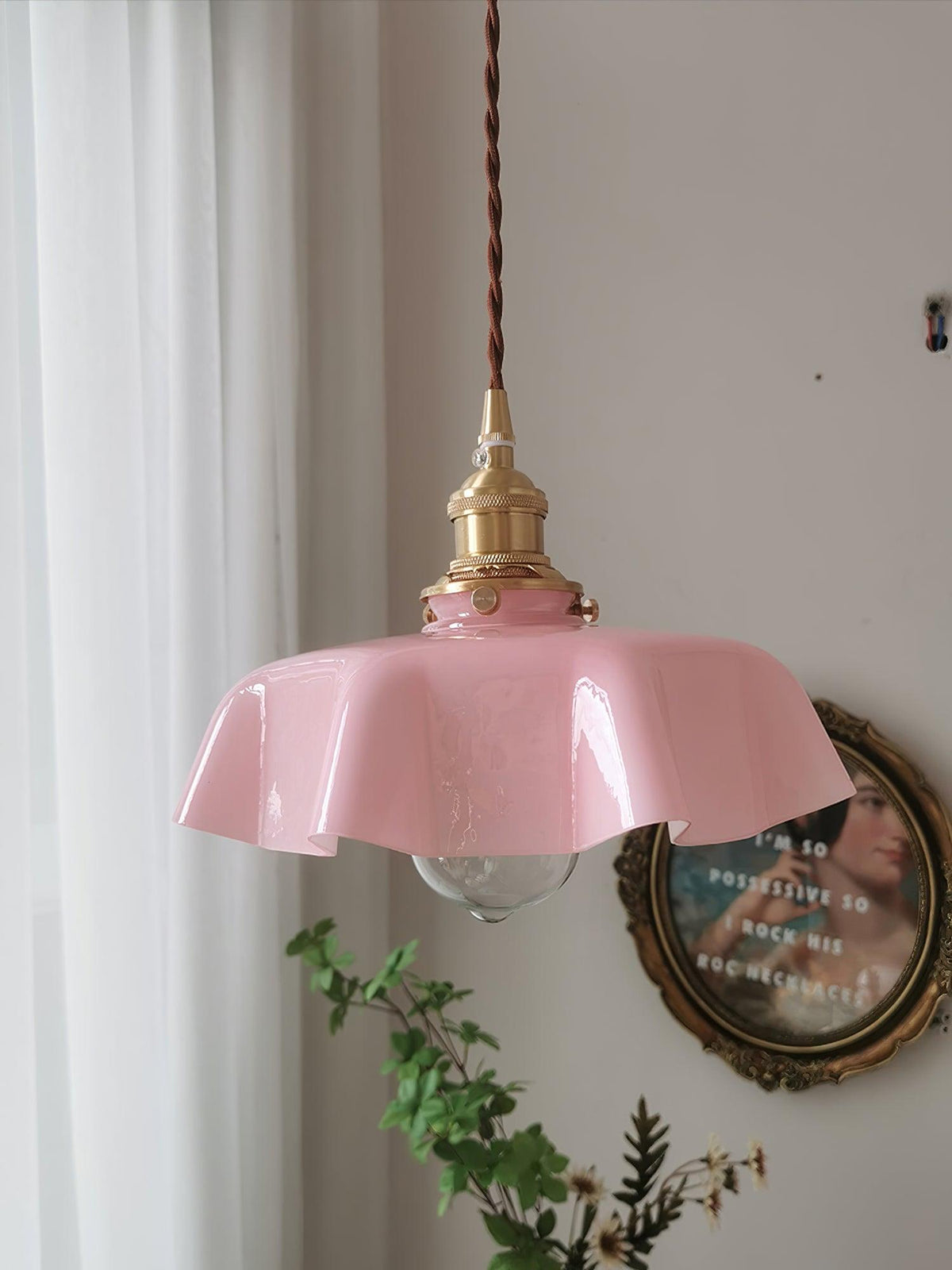 French-Inspired Ruffled Glass Brass Pendant Light 1-Light