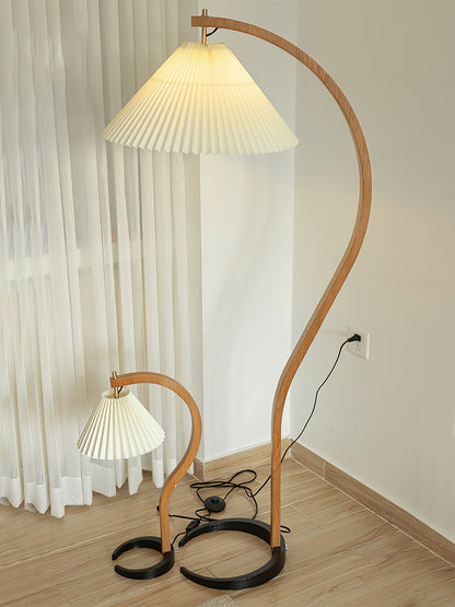 Contemporary Fabric Pleated Shade Floor Lamp 1-Light