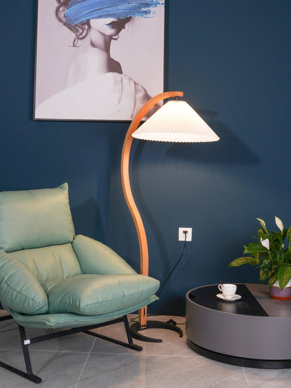 Contemporary Fabric Pleated Shade Floor Lamp 1-Light