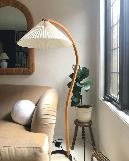 Contemporary Fabric Pleated Shade Floor Lamp 1-Light