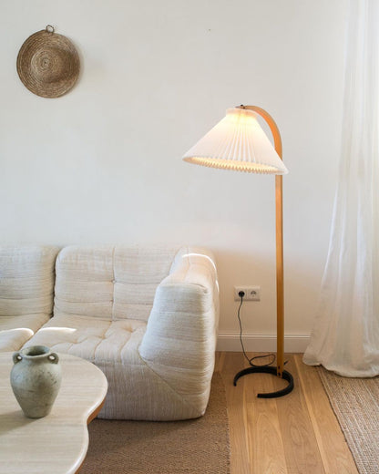 Contemporary Fabric Pleated Shade Floor Lamp 1-Light